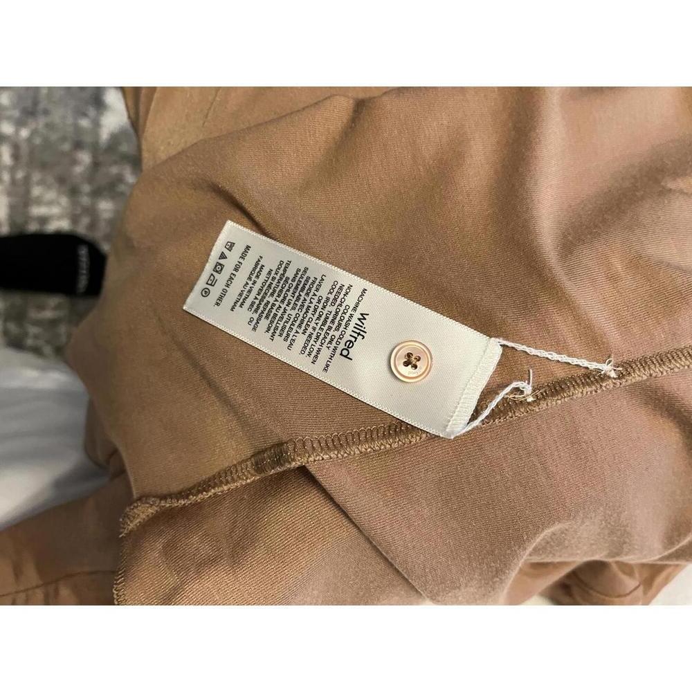 Aritzia Wilfred jersey button up top brown - Picture 3 of 3